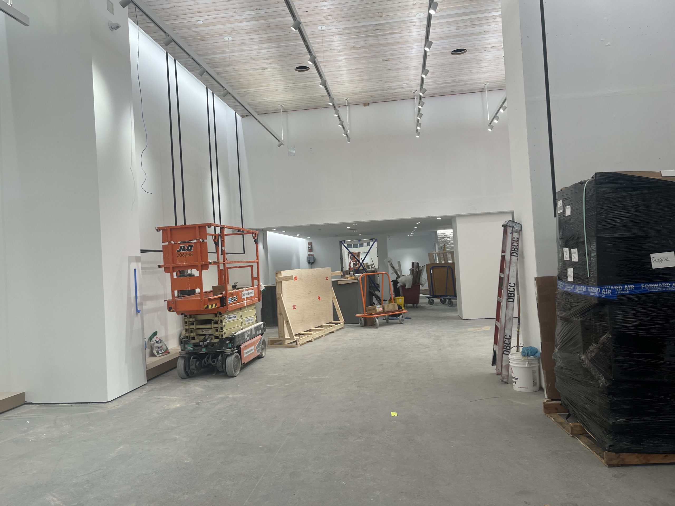 Construction Watch: The Wait For The Brand New Alo Yoga On Walnut