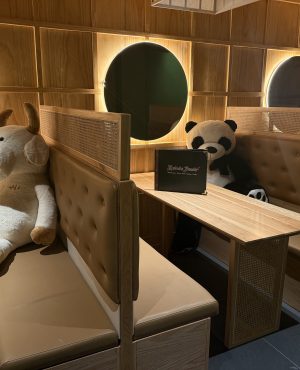booth-seating-elephant-panda-stuffed-animals.jpg