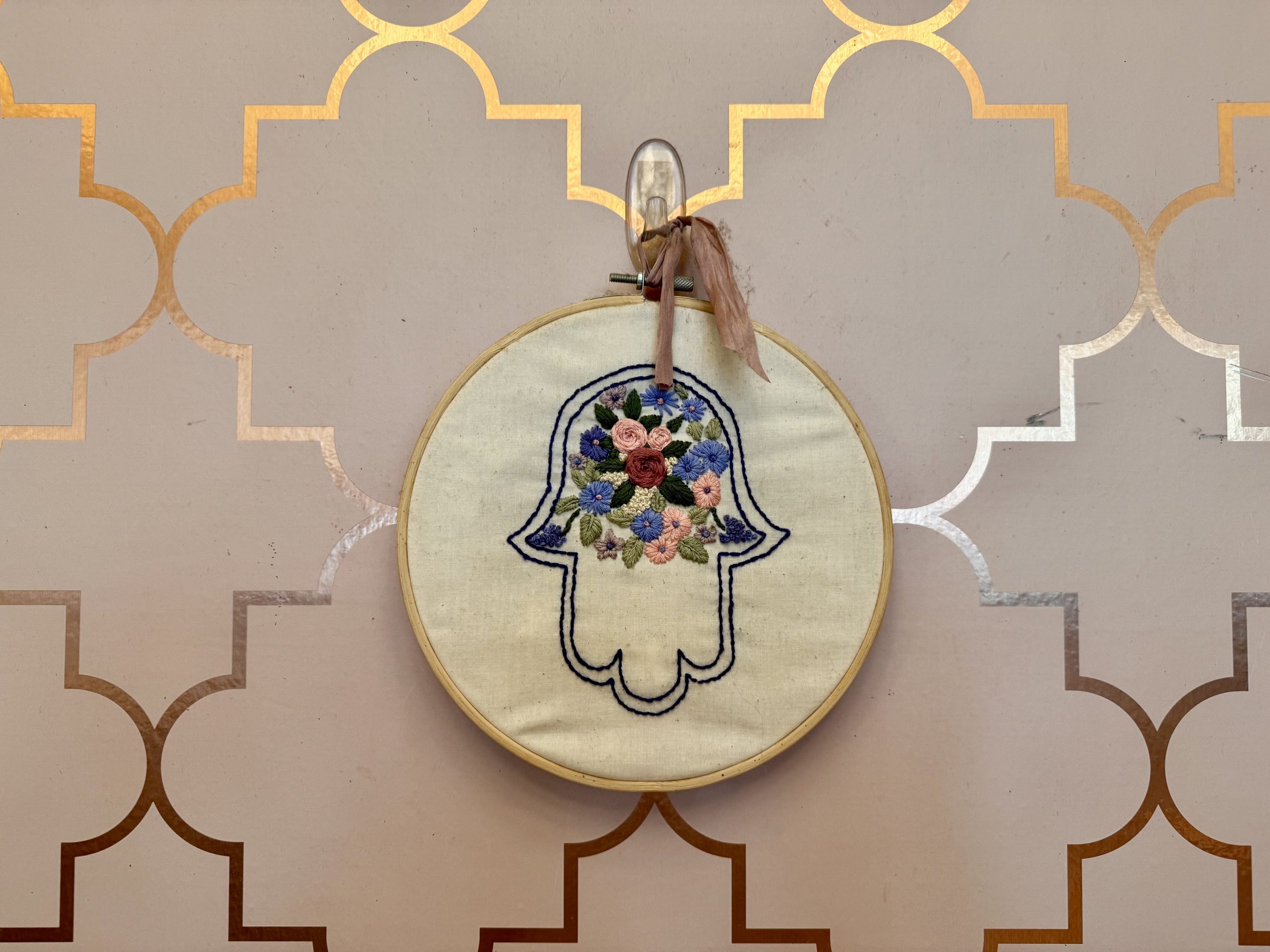 kfar-hamsa-wall-art-cultural-design.jpg