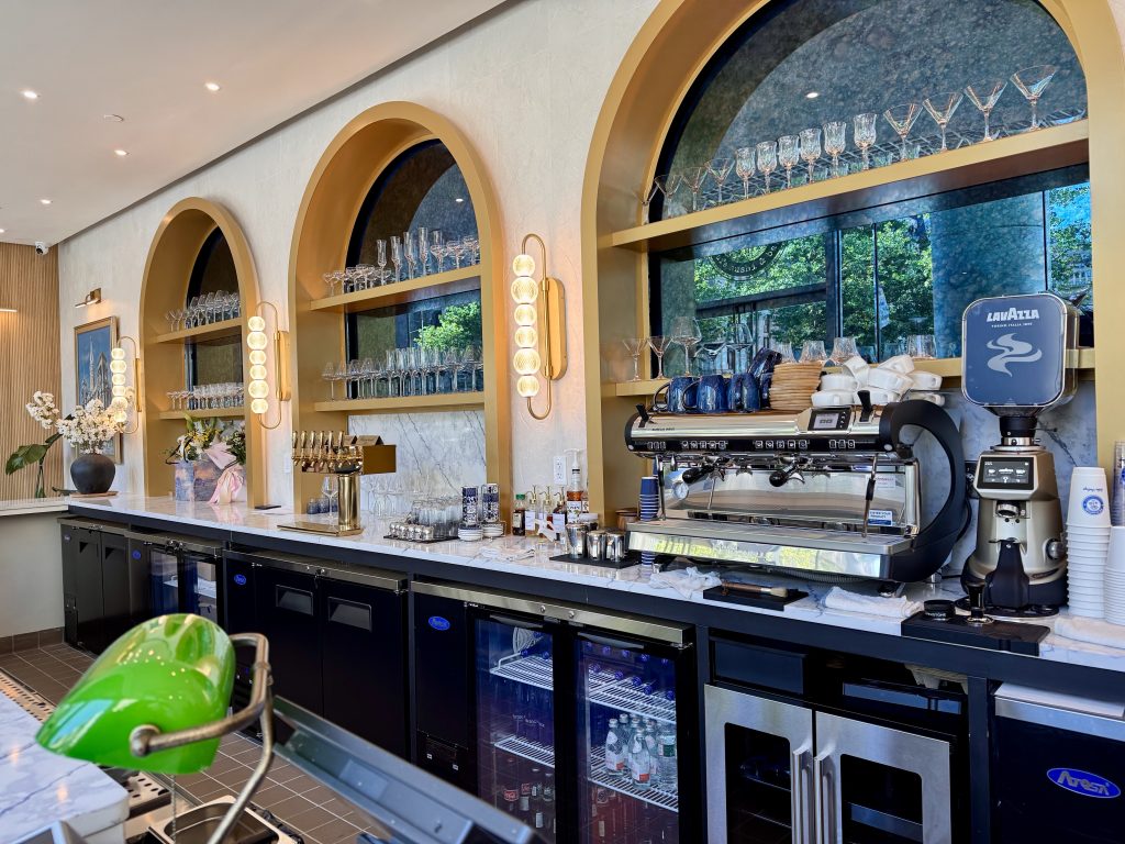 palm-vintage-coffee-bar-equipment-arched-design.jpg
