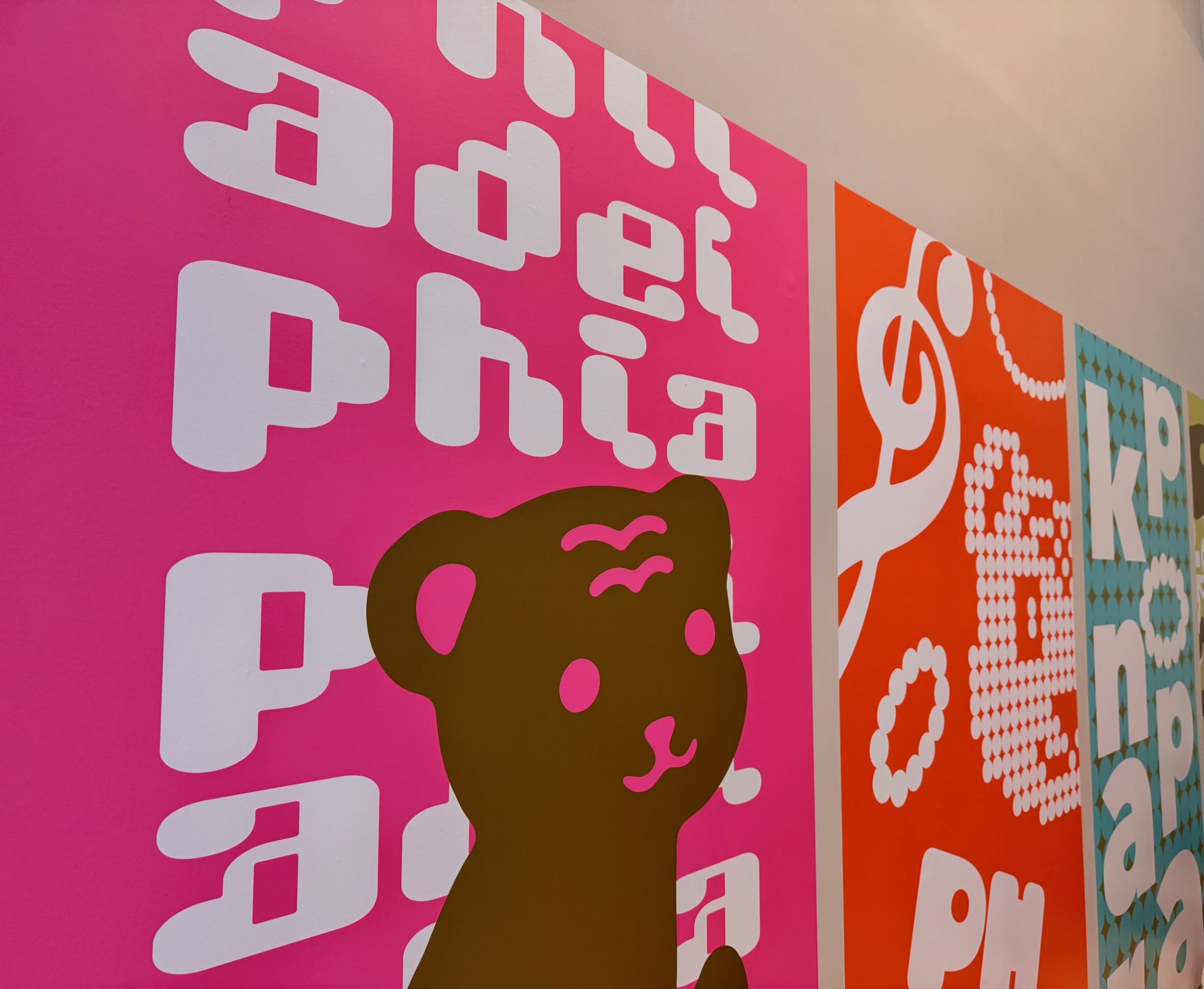 kpop-nara-bear-mascot-pink-wall-graphics