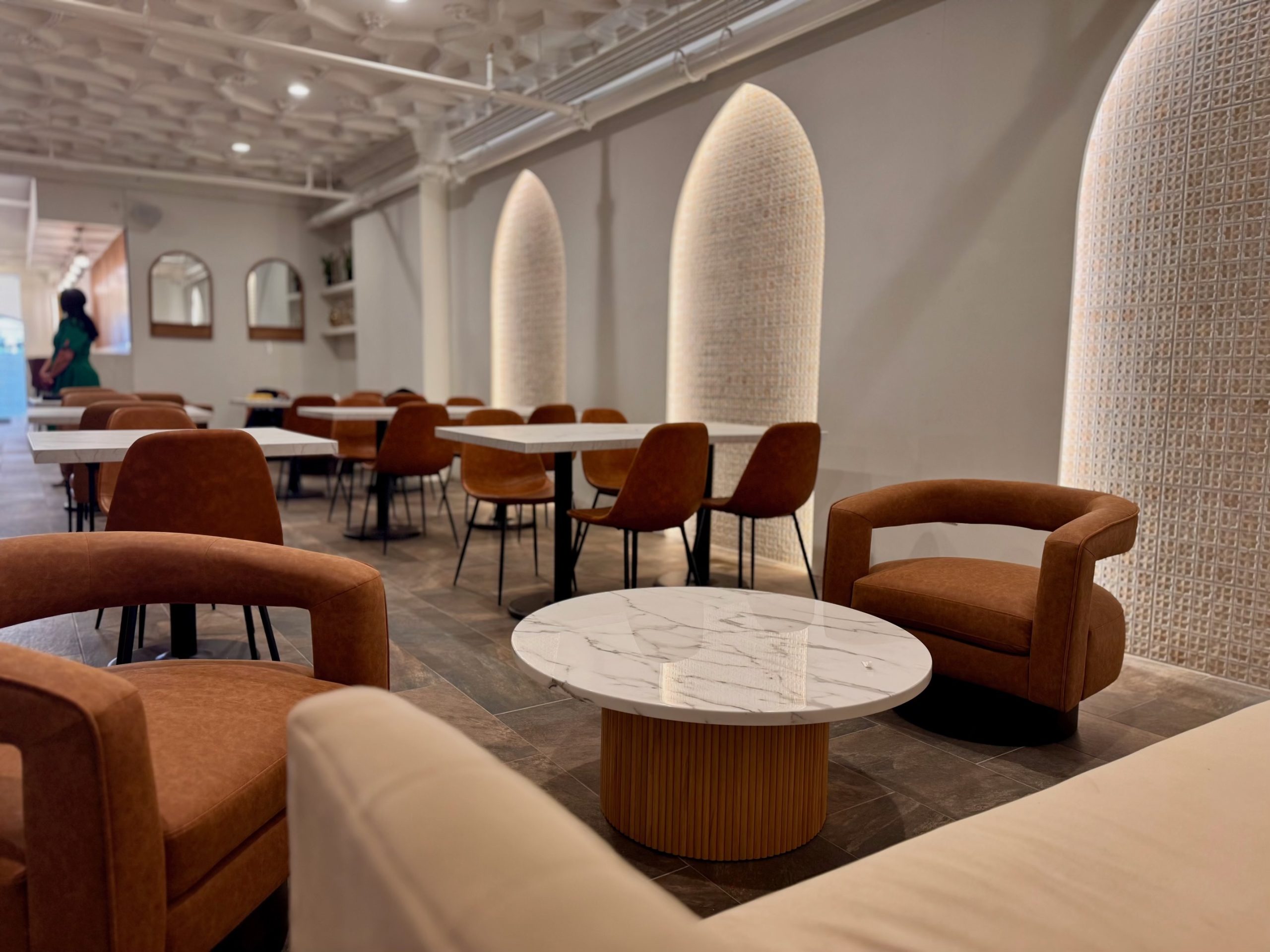 haraz-coffee-back-lounge-arched-niches