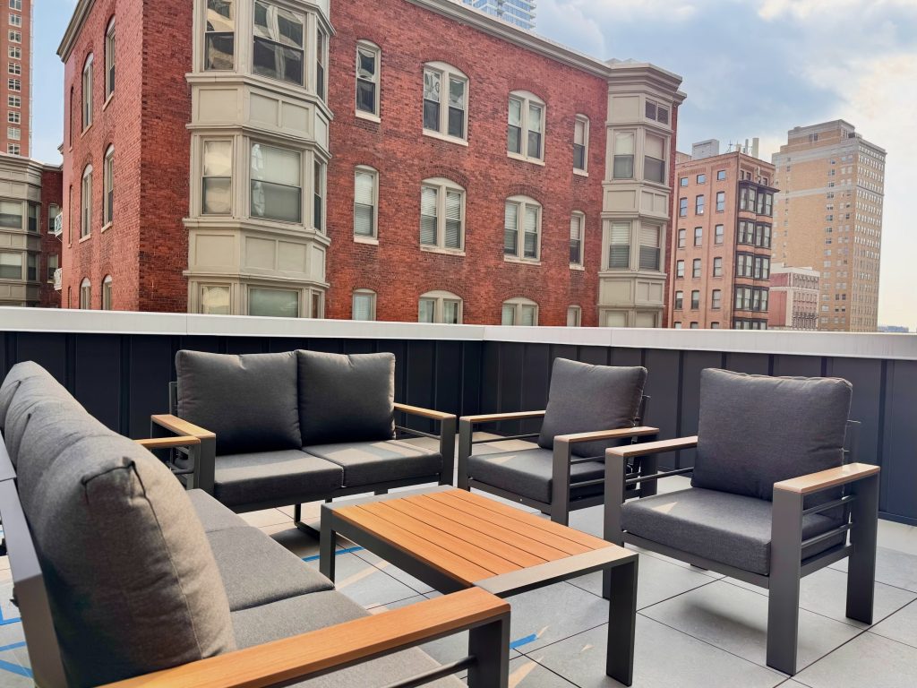 ranstead-rooftop-deck-rittenhouse-view